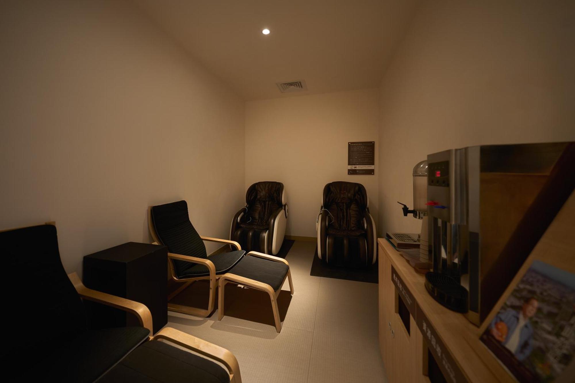 Hotel Royal Chiao Hsi Jiaoxi Zewnętrze zdjęcie Massage chairs